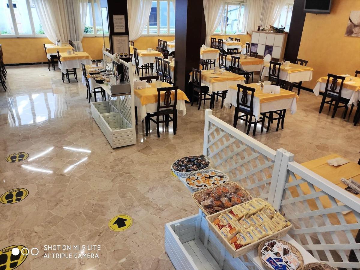 Mantovani Hotel Mariu Rimini Dış mekan fotoğraf